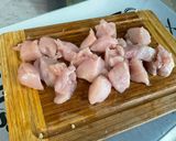 Une image de l'étape 3 de Poulet au curry,gingembre et amandes.
