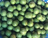 Hình bước làm 1 của món Sấu ngâm chua ngọt