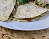 Foto del paso 2 de la receta: Quesadillas de pollo y espinacas picantes