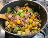 Une image de l'étape 14 de Soupe paysanne aux poireaux, carottes, pommes de terre et lard.