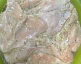 Foto del paso 1 de la receta: Pechuga de pollo a la criolla