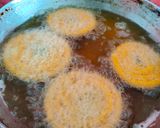 चकली (chakli recipe in marathi) रेसिपी स्टेप 7 फोटो 