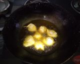 A picture of step 2 of Dahi Bada golden apron.