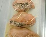 A picture of step 3 of Grilled chicken with quinoa and spinach stuffed.