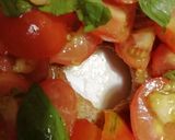 Foto del passaggio 2 della ricetta Frisella con pomodoro