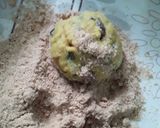 A picture of step 3 of Cheesy potato ball gravy.