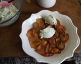 Foto del paso 4 de la receta: Manzanas caramelizadas con queso de untar y té Matcha