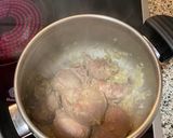 Foto del paso 1 de la receta: Carrilladas de cerdo con vino tinto y mermelada