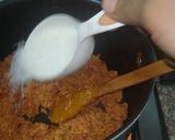 A picture of step 2 of Gajar Halwa.