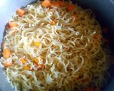 A picture of step 3 of Chicken noodles #4weekchallege #charityrecipe #authormarathon.