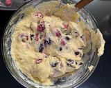 Foto langkah ke 4 dari resep Muffin Sehat Mixed Berries.