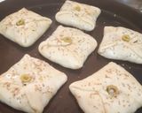 صورة لخطوة 3 من وصفة مسيمنات في الفرن 😋😋
