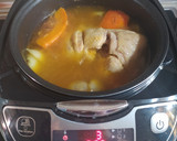Foto del paso 3 de la receta: Caldo de pollo y verduras en la multicooker 25 en 1 moulinex