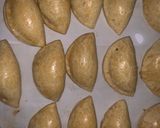 A picture of step 9 of Meat Pie.