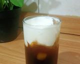 Foto langkah ke 3 dari resep Einspänner / Viennese Coffee yang populer di Korea.
