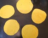 A picture of step 5 of Rose Pumpkin Steamed Buns.