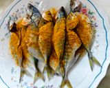 Gambar langkah 1 resipi Ikan Selar masak Phatphet.
