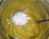 A picture of step 2 of Mango cake.
