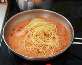 Foto langkah ke 6 dari resep Rose Pasta, Pasta krim tomat makanan favorit ala kafe dan restoran korea.