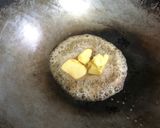 Foto del paso 5 de la receta: Hongos de pino (callampas) con champiñones París