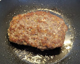 Foto del paso 6 de la receta: Hamburguesa con carne, champiñones y pistachos