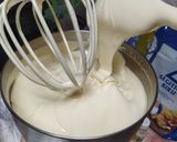 Foto langkah ke 2 dari resep Brownies kukus basecake kue ulang tahun.
