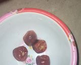 A picture of step 2 of Sabut masaley ka Arvi palak.