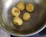 A picture of step 7 of Maharashtra famous vadapav.
