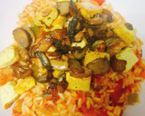 Foto del paso 6 de la receta: Arroz viudo con tofu y champiñones fritos (vegano)