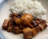 Foto langkah ke 3 dari resep Harwin's fav: babi kecap samcan dengan telur.