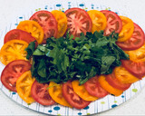 Foto del paso 3 de la receta: Ensalada de tomates con Rúcula