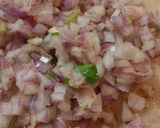 A picture of step 3 of Onion Parantha.