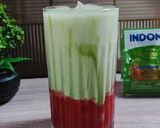 Foto langkah ke 6 dari resep Strawberry Creamy Matcha.