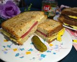 عکس مرحله 7 از دستور ساندویچ تخم مرغ و سالامی