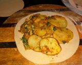 A picture of step 8 of Fry alu wala paratha.