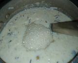 हरे नारियल और केसर वाली स्वादिष्ट खीर (hare nariyal aur kesar wali kheer recipe in Hindi) ) रेसिपी चरण 2 फोटो
