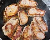 Foto del paso 4 de la receta: Lomo centro de cerdo al sartén
