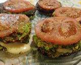 Foto del paso 4 de la receta: Medallones de cáscara de zapallitos verdes, avena y rellena de queso cremoso