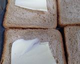 A picture of step 2 of Indo Italian Sandwich.