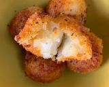 Foto langkah ke 8 dari resep Potato Cheese Ball.