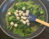 A picture of step 5 of Sautéed spinach.
