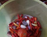 Foto langkah ke 2 dari resep Sambal bajak terasi awet.