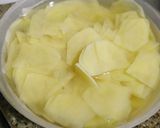 Foto del paso 3 de la receta: Papas fritas copetin (tipo lays)