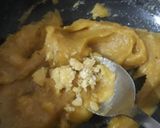 A picture of step 1 of Gur Besan Halwa.
