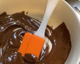 Une image de l'étape 1 de 🍂Poire pochée betterave🍐 chocolat 🍫 amande.