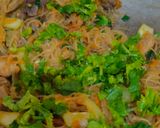 Foto langkah ke 5 dari resep Bijag(BihunJagung) PokCoy Bakso.