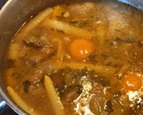 Foto del paso 1 de la receta: Pollo Campero en salsa de cerveza con espárragos y huevo poché