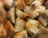 Foto del paso 4 de la receta: Pollo al horno con papas bravas