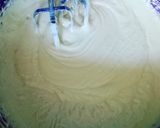 Foto langkah ke 5 dari resep Marble Pound Cake.
