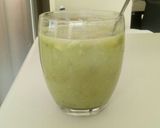 A picture of step 4 of Avocado Drink.